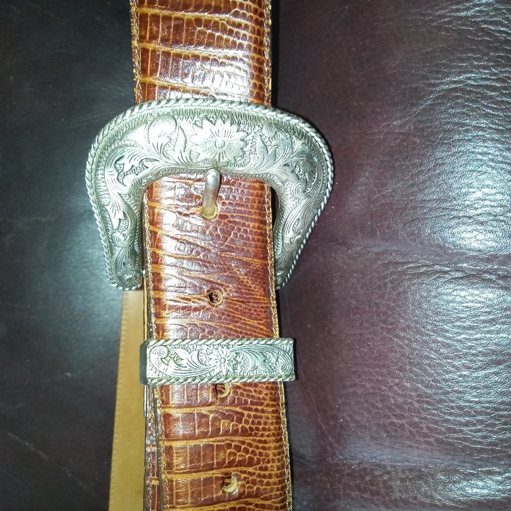 Silver Creek Collection wester belt....38